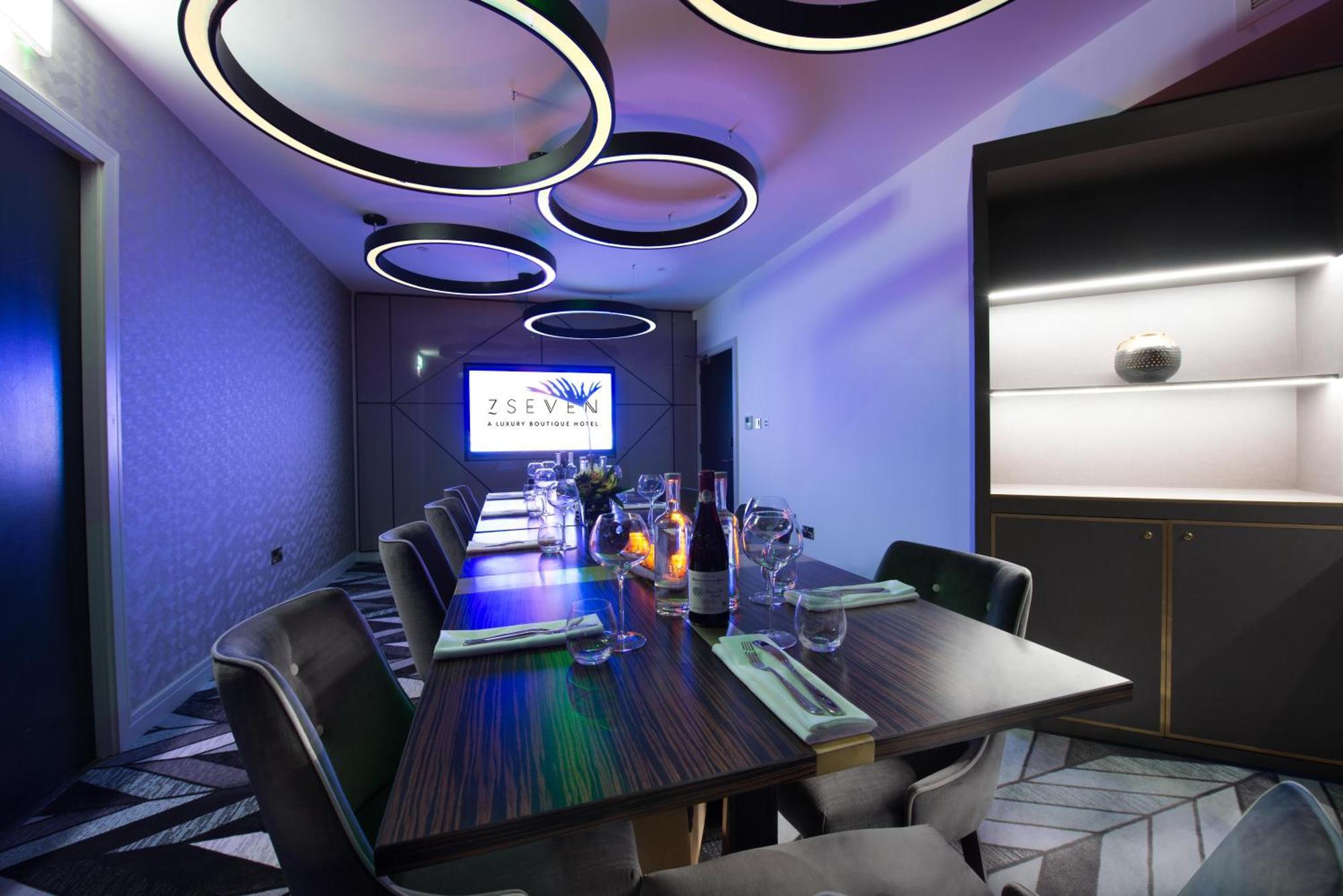 Seven Hotel